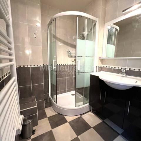 Proche Le Raincy Gd Appartement 2 pièces 56m2 + Terrasse + Pkg