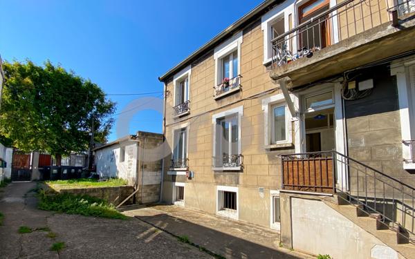 Appartement à vendre    2 pièces • 31,32 m2 Aubervilliers