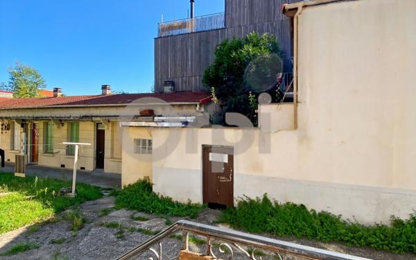 Appartement à vendre    2 pièces • 31,32 m2 Aubervilliers