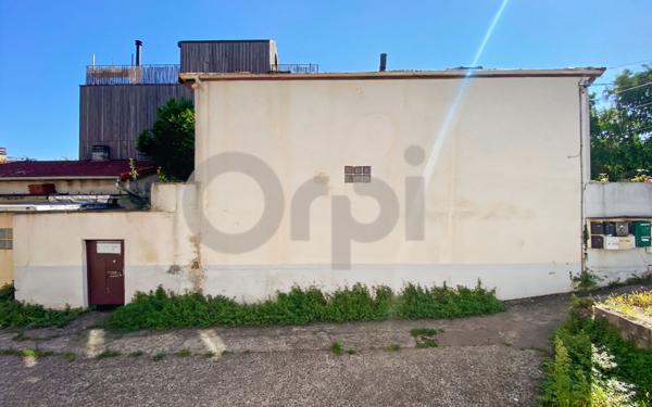 Appartement à vendre    2 pièces • 31,32 m2 Aubervilliers