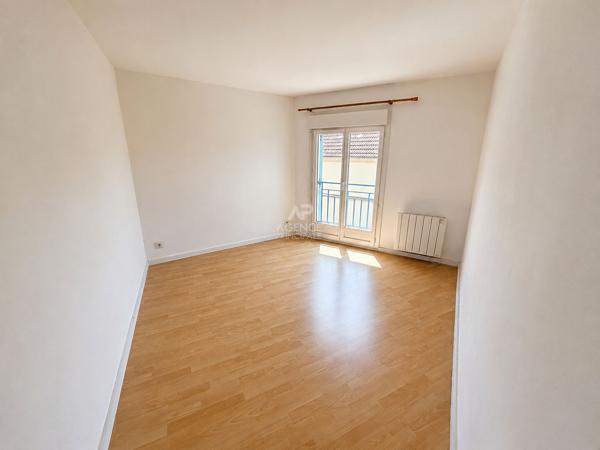 Appartement Triel Sur Seine 4 pièce(s) 82 m2 285 000 € **  - Référence  1812