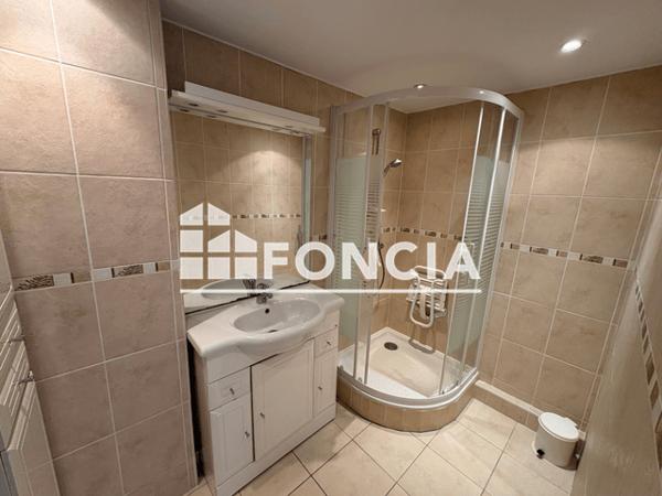 Location Appartement 3 pièces 64.84 m² - 7 RUE DU PARC AU DUC Morlaix 29600