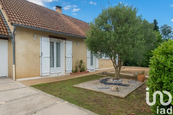 Maison à vendre 4 pièces 97 m² Saint-Pantaléon-de-Larche