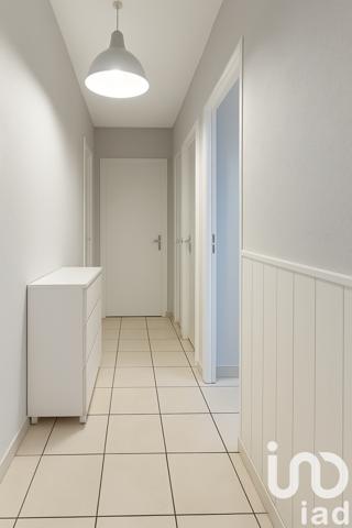 Maison à vendre 4 pièces 97 m² Saint-Pantaléon-de-Larche