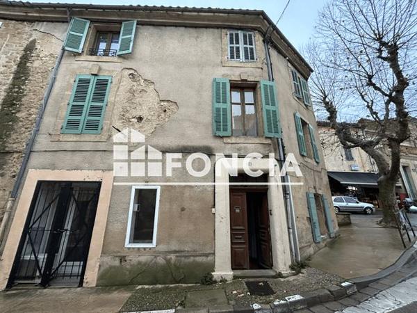 Location Local commercial 1 pièce 15 m² - 2 AVENUE DE LA LIBERATION Rognes 13840