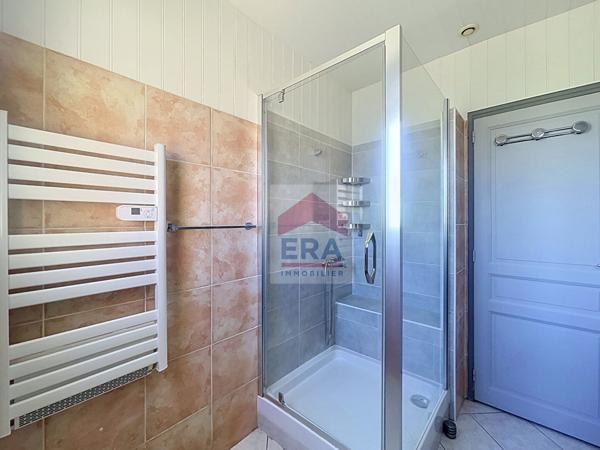 A VENDRE MARSEILLE 13013 ST JEROME LE MERLAN HAUT DE MAISON APPARTEMENT T4 JARDIN GARAGE PISCINE