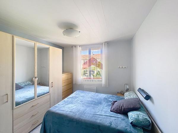 A VENDRE MARSEILLE 13013 ST JEROME LE MERLAN HAUT DE MAISON APPARTEMENT T4 JARDIN GARAGE PISCINE