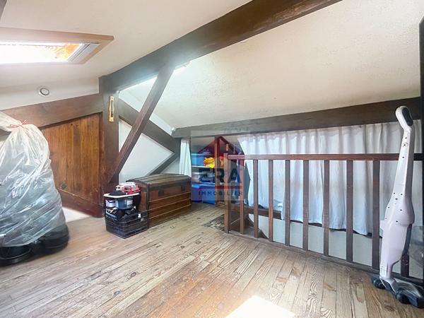 A VENDRE MARSEILLE 13013 ST JEROME LE MERLAN HAUT DE MAISON APPARTEMENT T4 JARDIN GARAGE PISCINE