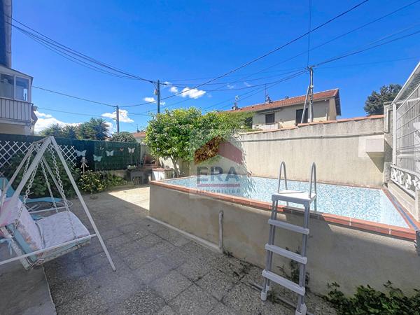 A VENDRE MARSEILLE 13013 ST JEROME LE MERLAN HAUT DE MAISON APPARTEMENT T4 JARDIN GARAGE PISCINE