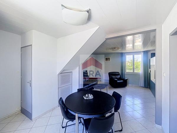 A VENDRE MARSEILLE 13013 ST JEROME LE MERLAN HAUT DE MAISON APPARTEMENT T4 JARDIN GARAGE PISCINE