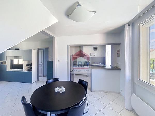 A VENDRE MARSEILLE 13013 ST JEROME LE MERLAN HAUT DE MAISON APPARTEMENT T4 JARDIN GARAGE PISCINE