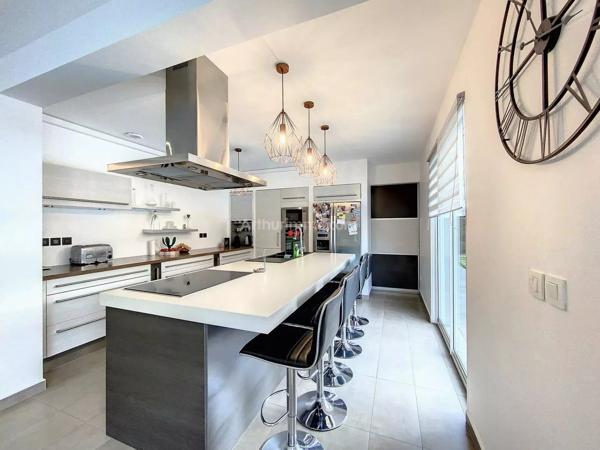 Vente Maison 7 pièces 190 m2 à Riorges