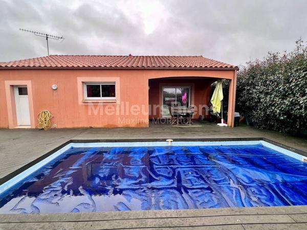 Maison de PLAIN-PIED - IMPASSE - RENTE PANNEAUX PHOTOVOLATAIQUE 2200 €/ans  LOTISSEMENT