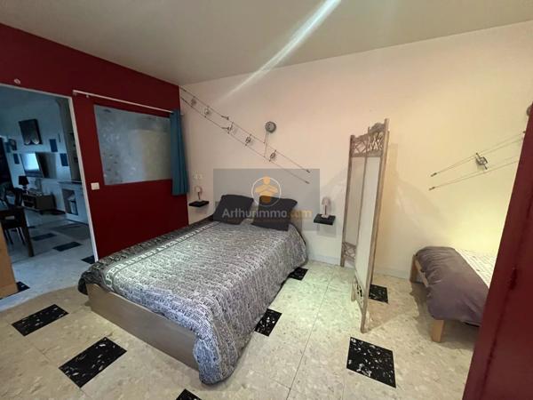 Vente Immeuble 18 pièces 404 m2 à Orville