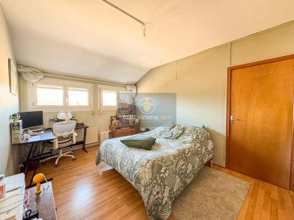 Vente Immeuble 18 pièces 404 m2 à Orville