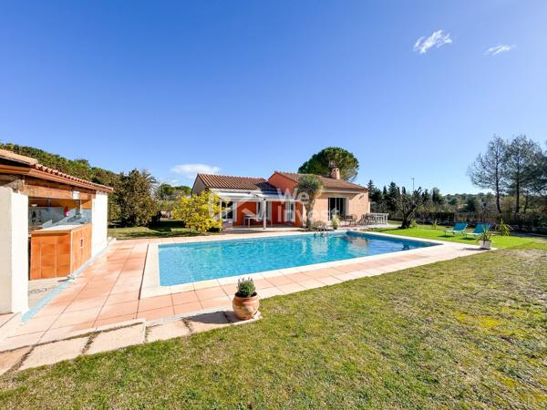 VILLA DE PLAIN PIED SUR TRES GRANDE PARCELLE - ST CLEMENT DE RIVIERE