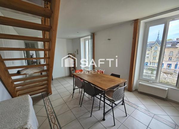Bel appartement de 3 chambres situé en hypercentre avec vue imprenable sur la meuse.