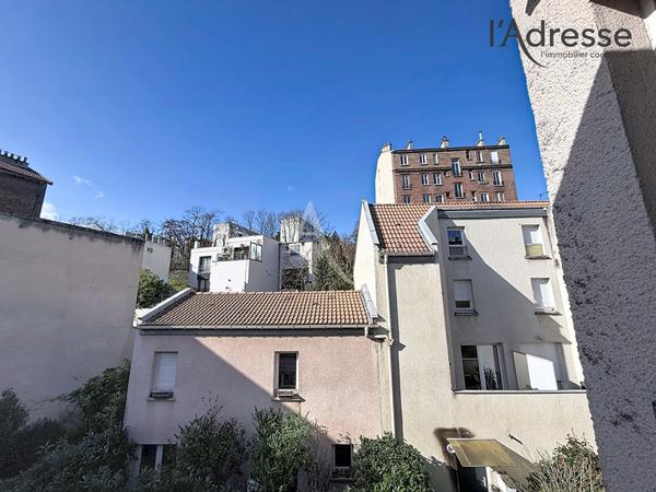 PUTEAUX/ Victor Hugo - Maison 5 pièces 90m² -1 Jardin - 2 Balcons - 1BOX Double