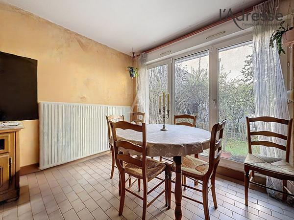 PUTEAUX/ Victor Hugo - Maison 5 pièces 90m² -1 Jardin - 2 Balcons - 1BOX Double