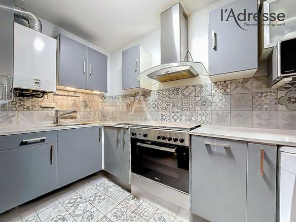 PUTEAUX/ Victor Hugo - Maison 5 pièces 90m² -1 Jardin - 2 Balcons - 1BOX Double