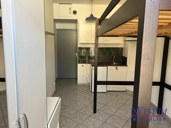 LOCATION STUDIO , Oullins