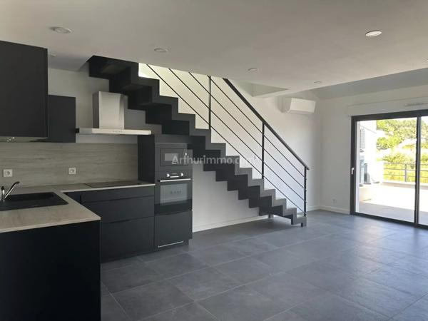 Location Appartement 4 pièces 99 m2 à Ajaccio