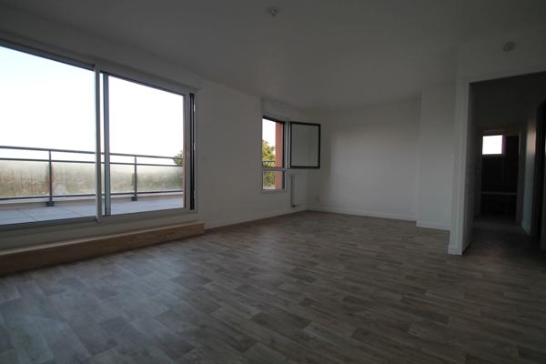 A louer LE PELLERIN (44), Appartement T4 Lumineux avec terrasse et stationnements