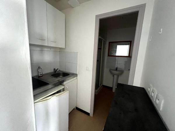 A LOUER : T1 à LAMBERSART • • 570 € CC • Réf. G673-2