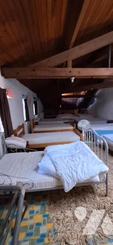 VIC-FEZENSAC, centre ville maison de maître de 300m² cour et terrasse.