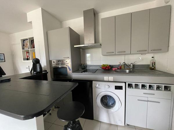 APPARTEMENT F2 MEUBLE A FLEURY LES AUBRAIS