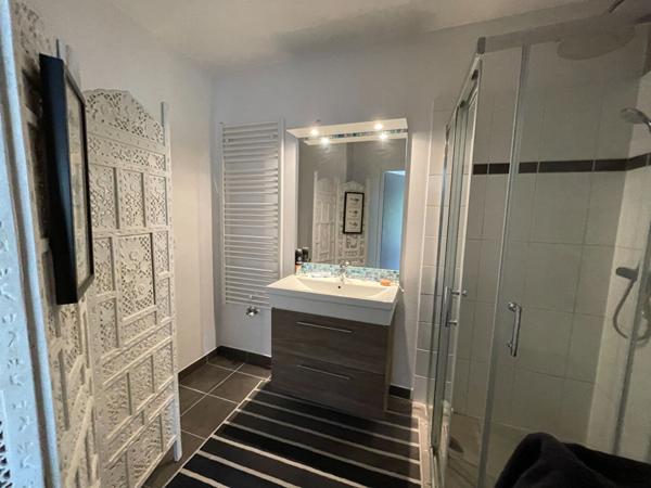 APPARTEMENT F2 MEUBLE A FLEURY LES AUBRAIS