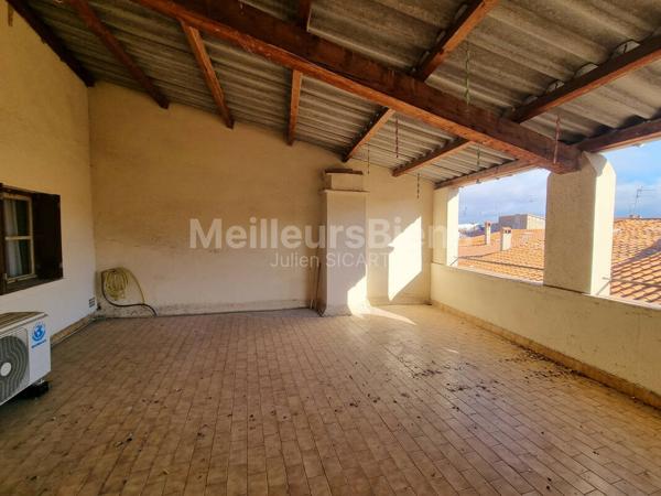 Maison de village avec extérieur !