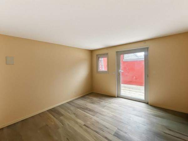 Charmante maison de ville rénovée – env. 47 m² – proche Docks