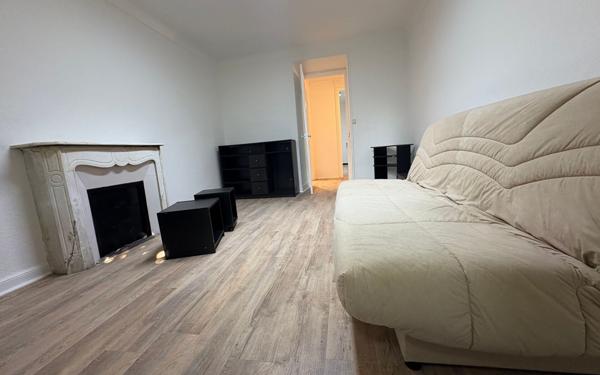 Appartement à louer    2 pièces •  Nice