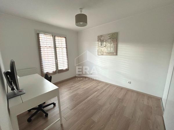 MAISON INDIVIDUELLE DE 6 PIECES A VENDRE A PLAISIR