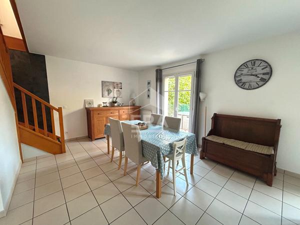 MAISON INDIVIDUELLE DE 6 PIECES A VENDRE A PLAISIR