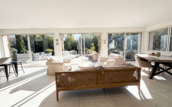 Maison à vendre    4 pièces •  Mouans-Sartoux