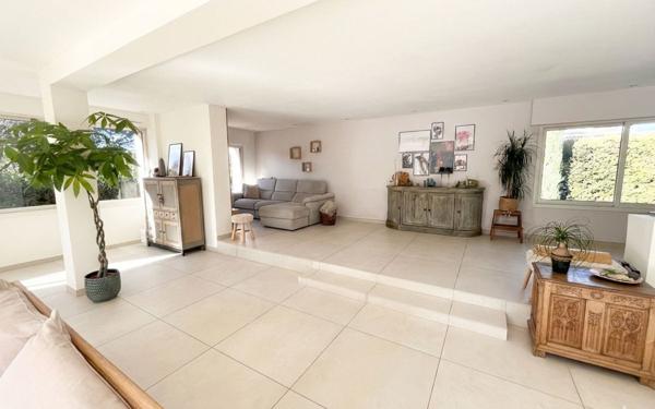 Maison à vendre    4 pièces •  Mouans-Sartoux