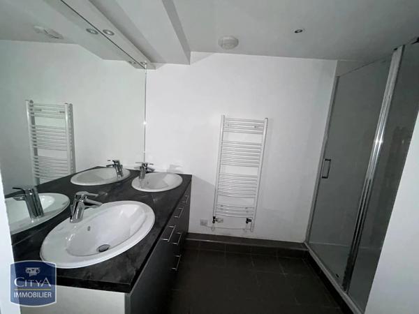 Appartement à louer 4 pièces 98.28m² Strasbourg (67100)