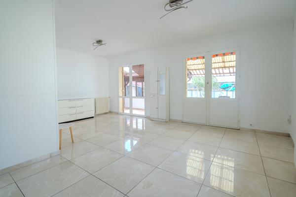 Maison 8 pièces 107.84 m2