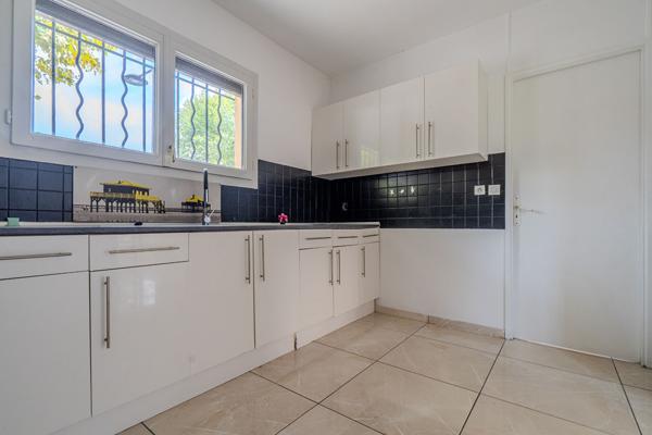 Maison 8 pièces 107.84 m2
