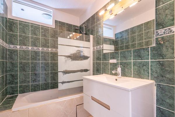 Maison 8 pièces 107.84 m2