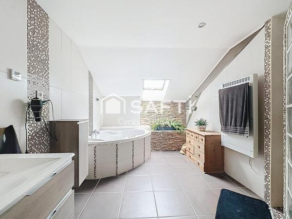 Belle maison en pierre