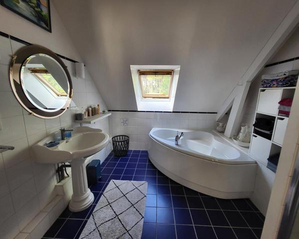 Maison Guecelard 8 pièce(s) 190 m2