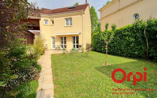 Maison à vendre    5 pièces •  Magny-les-Hameaux