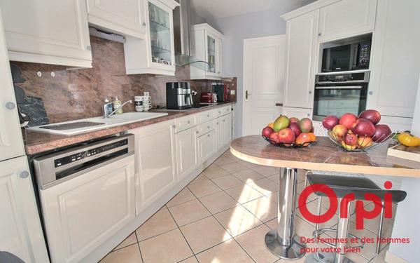 Maison à vendre    5 pièces •  Magny-les-Hameaux