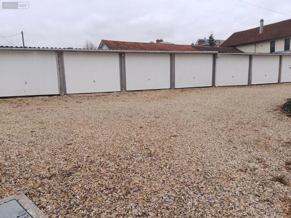Location - Garage et parking Soissons 02200 1 pièce