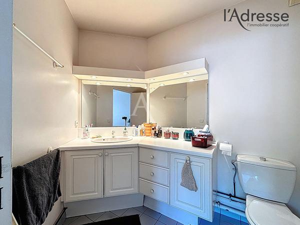 Suresnes Gambetta - Élégant Duplex d'Exception de 116 m² avec Terrasse et Balcons