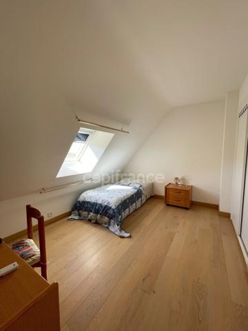 Un écrin de nature rare, entre étang et ruisseau, en plein cœur d’Elven et sans vis à vis