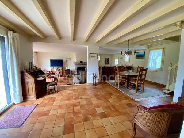 Un écrin de nature rare, entre étang et ruisseau, en plein cœur d’Elven et sans vis à vis